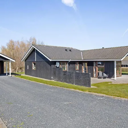 Beautiful In Rudkobing W/ Sauna And 3 Bedrooms Spodsbjerg